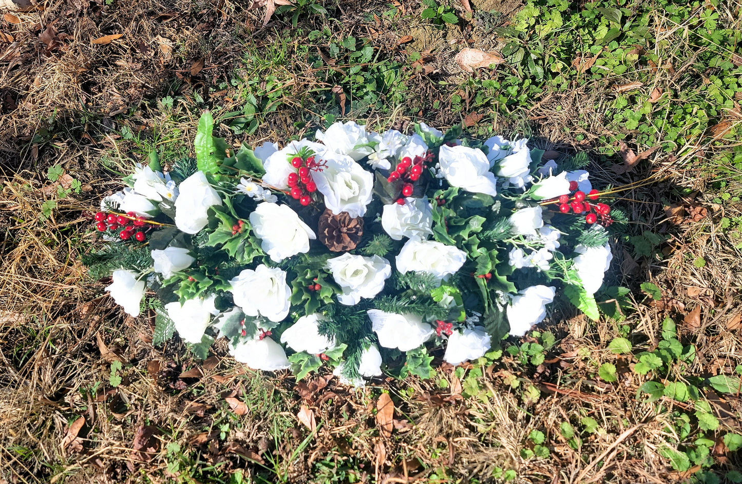 Winter Grave Blanket , Cemetery Flowers , Cream Roses Winter Flowers , Cemetery Flowers , 32" length