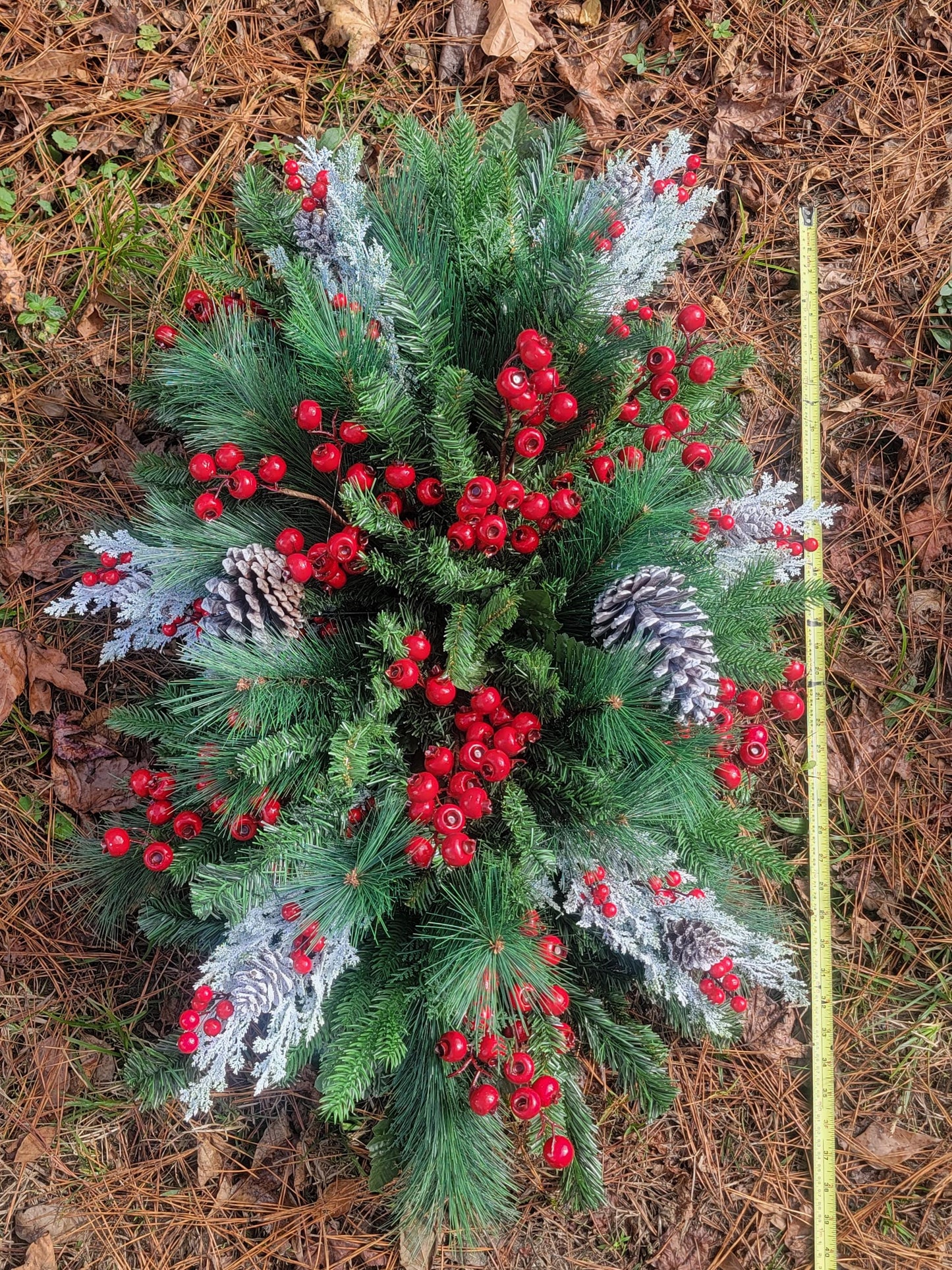 Winter Grave Blankets • CUSTOMIZABLE • Extra Large , Large , Small Grave Blankets , GRAVESITE Blanket • Christmas Grave Blanket • Ground