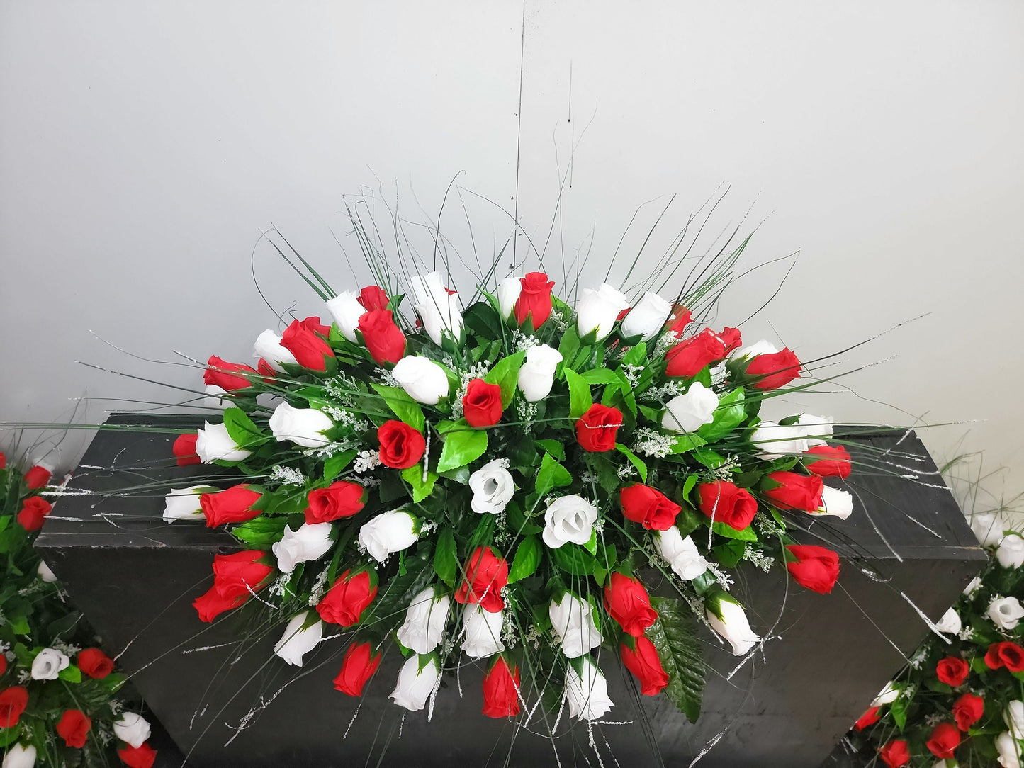 Cemetery Flowers Saddle,  Christmas Cemetery Saddle,  Red and  White Roses