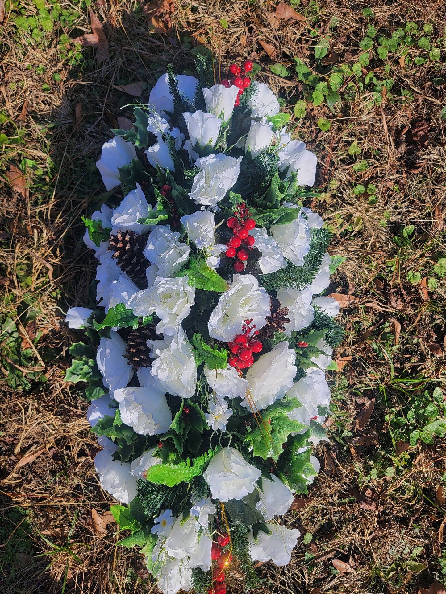 Winter Grave Blanket , Cemetery Flowers , Cream Roses  Winter  Flowers , Cemetery Flowers , 32&quot; length
