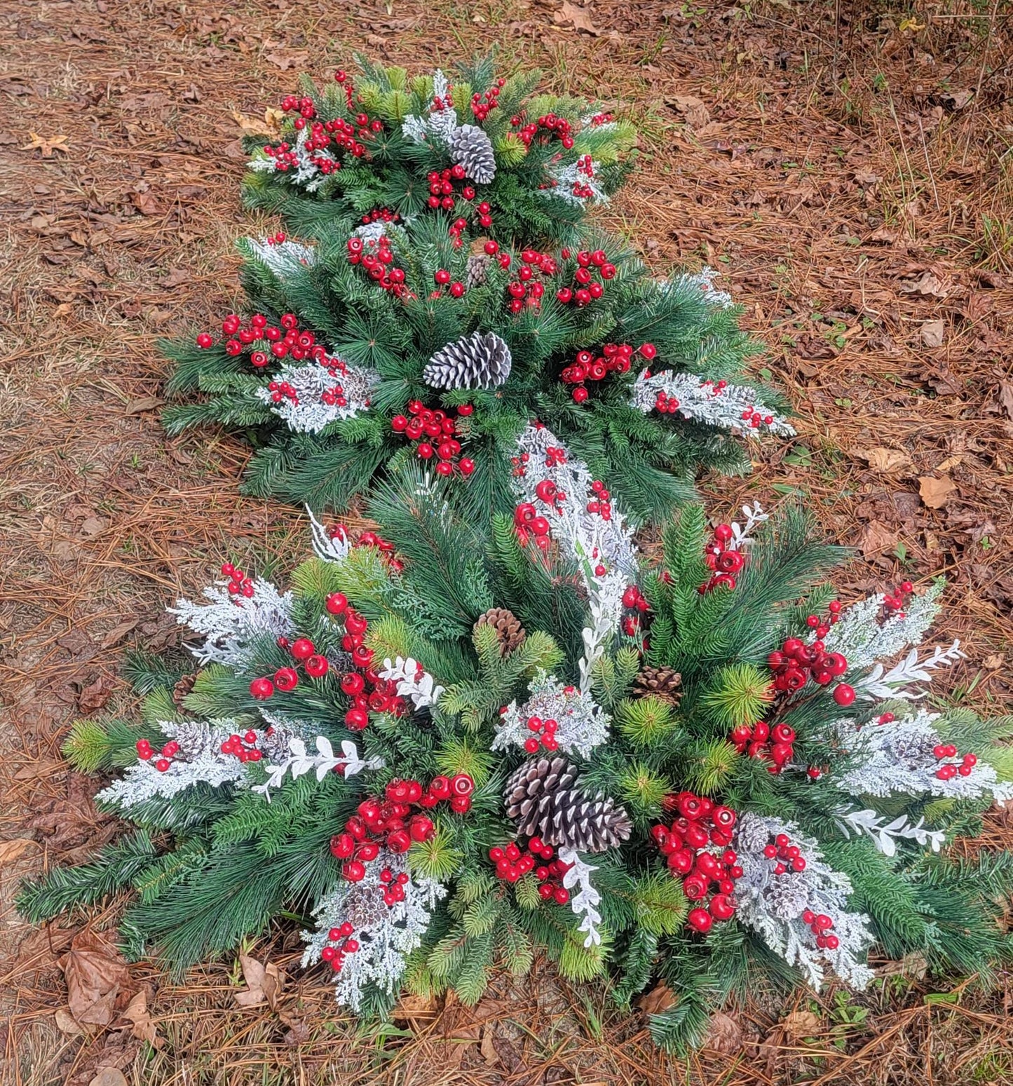 Winter Grave Blankets • CUSTOMIZABLE • Extra Large , Large , Small Grave Blankets , GRAVESITE Blanket  • Christmas Grave Blanket • Ground