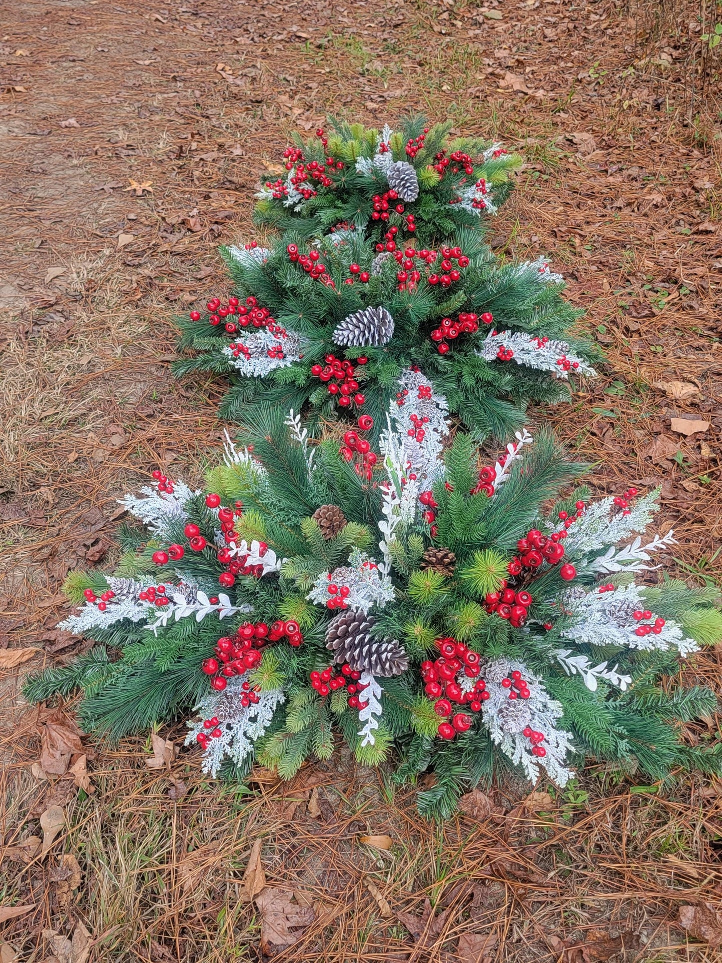 Winter Grave Blankets • CUSTOMIZABLE • Extra Large , Large , Small Grave Blankets , GRAVESITE Blanket  • Christmas Grave Blanket • Ground